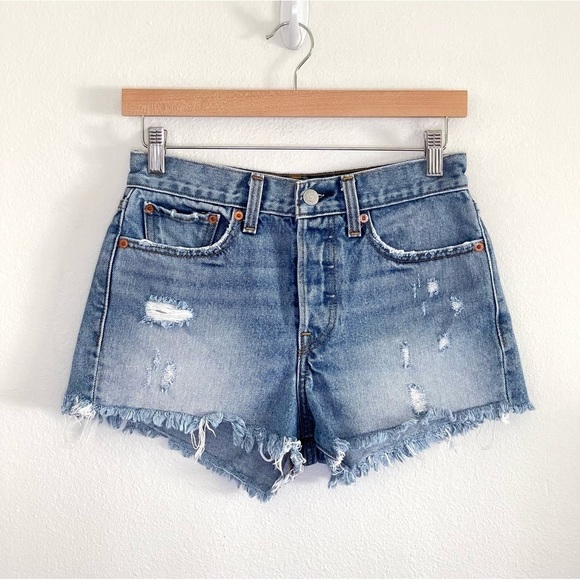 Levi’s Wedgie High Rise Distressed Denim Cutoff Short Havana Affair 26 - 27 - Picture 2 of 12